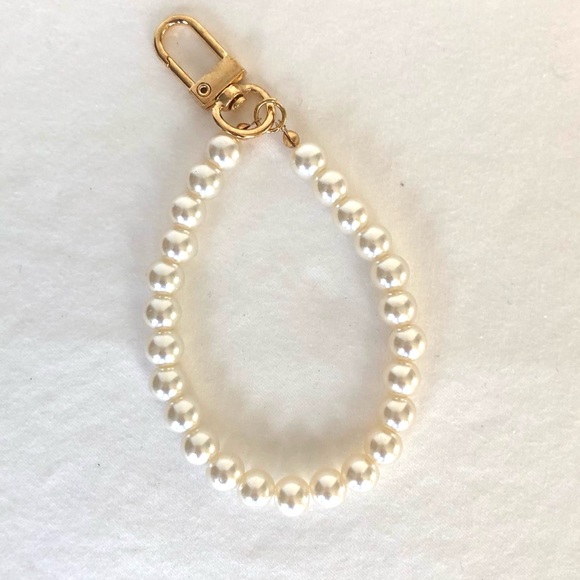Faux Pearl Bag Charm, Zipper Pull, wristlet. Choice of 1 NEW - Picture 2 of 4